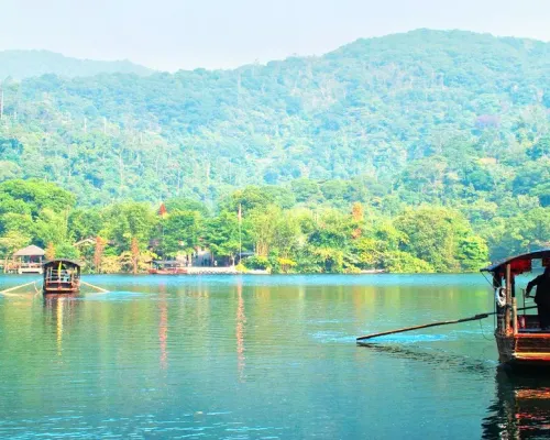 Private Day tour to Mt Dinghu and Seven Star Crags from Guangzhou